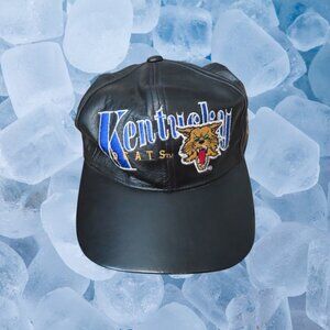 Vintage University Of Kentucky "Wildcats" NCAA Leather Snapback Hat Cap